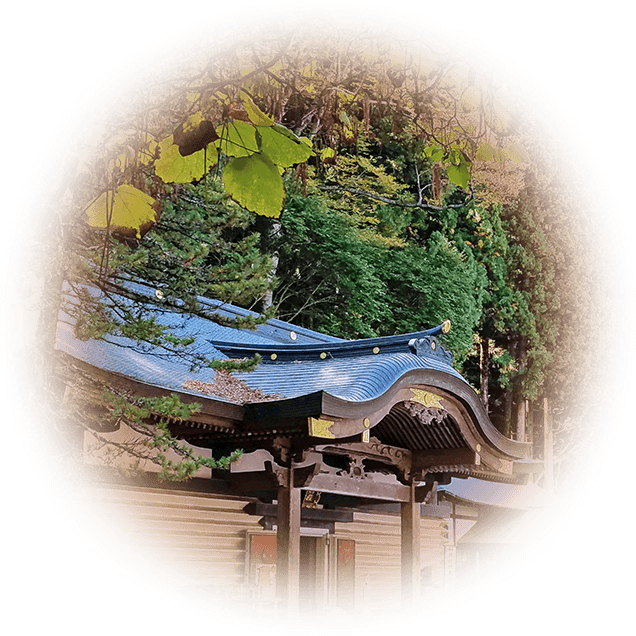 諏訪湖周辺に鎮座する諏訪神社の総本社-2